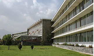 住宿舍，仿佛還在校園